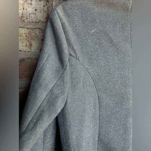 Babyboo Metallic Silver Double Breasted Blazer🖤 - Picture 10 of 14